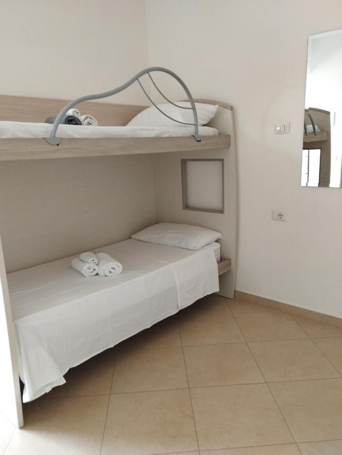 Affitta Camere Zio Peppe San Teodoro  Extérieur photo